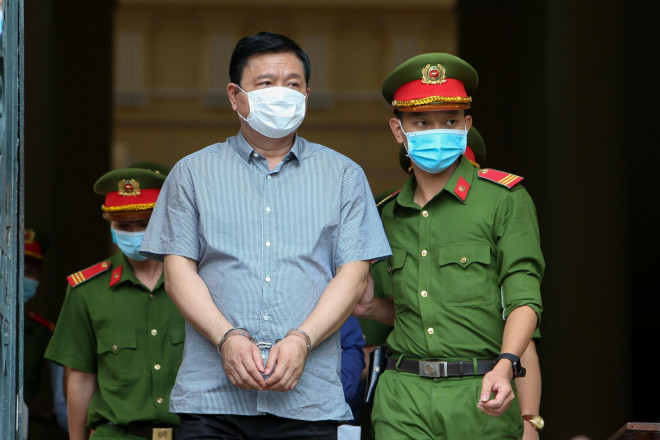 Những chi tiết, hình ảnh đắt trong phiên xử ông Đinh La Thăng - 10