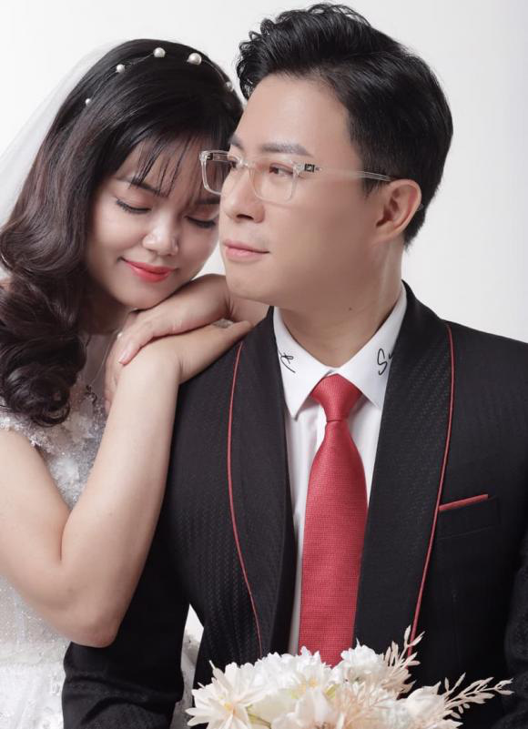 MC Lê Anh bí mật tổ chức đám cưới với học trò cũ là trưởng khoa kém 10 tuổi - 1