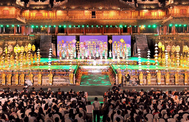 Miền Trung và những màu sắc lễ hội độc đáo - 2