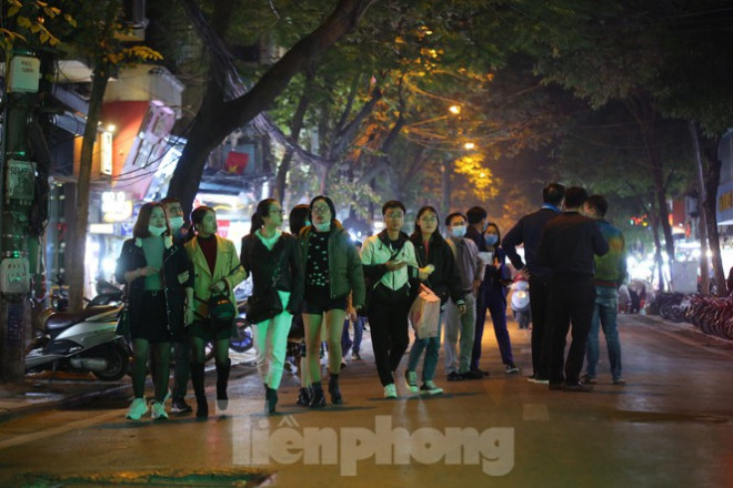 Hà Nội chính thức mở rộng không gian đi bộ trong phố cổ - 6