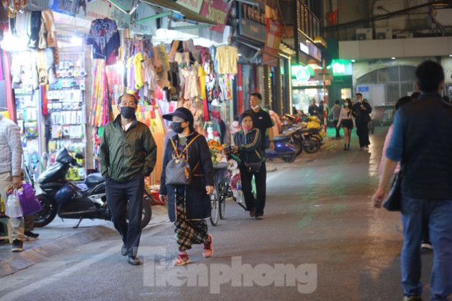 Hà Nội chính thức mở rộng không gian đi bộ trong phố cổ - 9