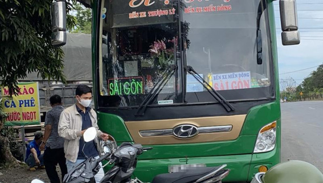 Kiểm tra xe chở người Trung Quốc, 1 người trốn lên núi Phú Yên - 1