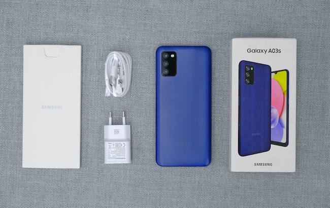Galaxy A03s là dòng smartphone ở phân khúc giá dưới 4 triệu đồng, được Samsung giới thiệu vào cuối tháng 8 vừa qua.
