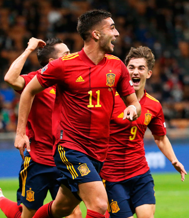 ĐT Tây Ban Nha khiến Italia đứt mạch bất bại, đón tin dữ sau bán kết Nations League 4 ĐT Tây Ban Nha khiến Italia đứt mạch bất bại, đón tin dữ sau bán kết Nations League - 1