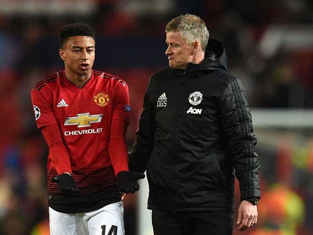 MU rối như tơ vò: Pogba ỡm ờ tương lai, Lingard "yêu sách" với HLV Solskjaer - 1