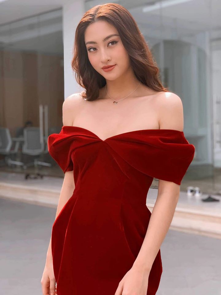 Hoa hậu Lương Thuỳ Linh đáp trả khi bị chê phong cách thời trang - 1