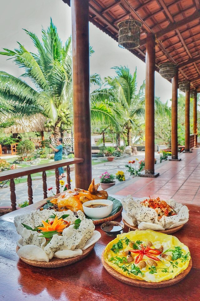 Choáng với căn nhà làm từ .... 4000 cây dừa lão trăm tuổi! - 10