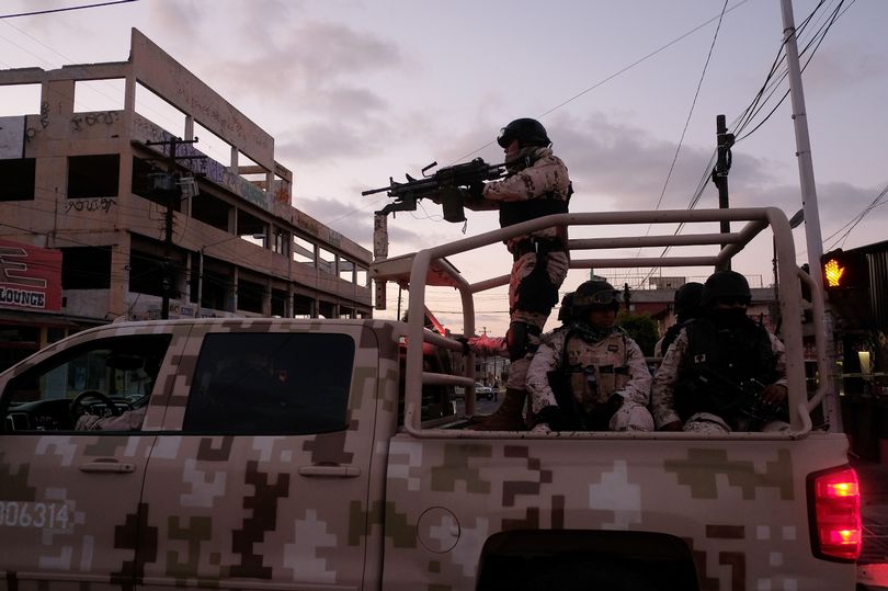 Mexico: Ngày đầu đi làm, cảnh sát trưởng bị băng đảng &#34;gửi quà&#34;, mở ra thấy cảnh hãi hùng - 1