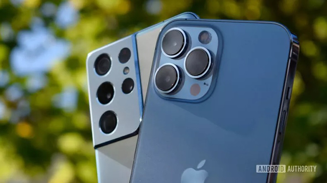 So kè camera iPhone 13 Pro Max và Galaxy S21 Ultra - 1