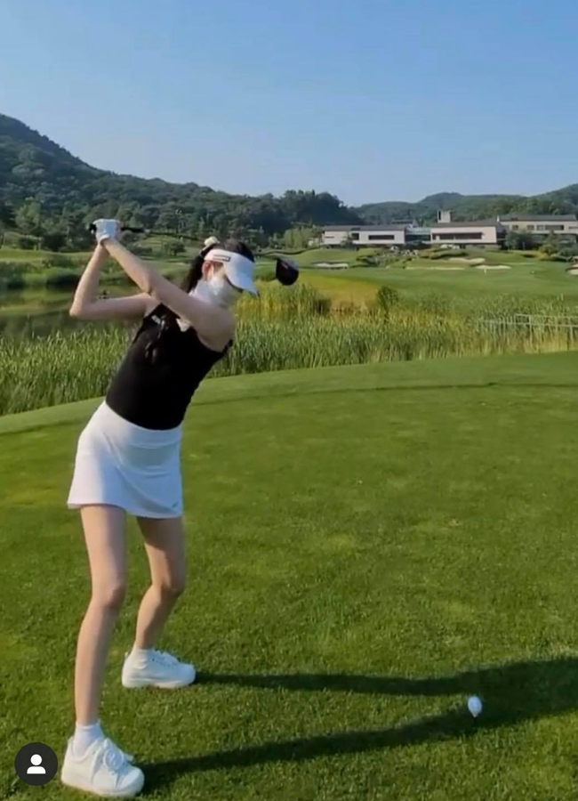 Năm 2020, phí chơi golf trung bình các ngày trong tuần tại Hàn Quốc cao gấp 2 - 3 lần so với Nhật Bản.
