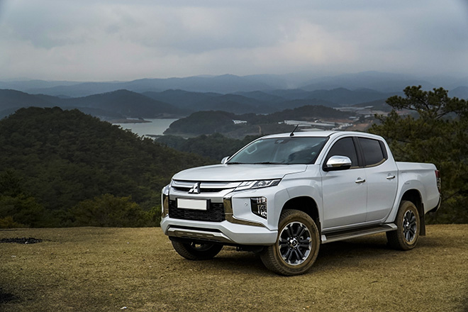 Giá xe Mitsubishi Triton lăn bánh tháng 10/2021 - 5