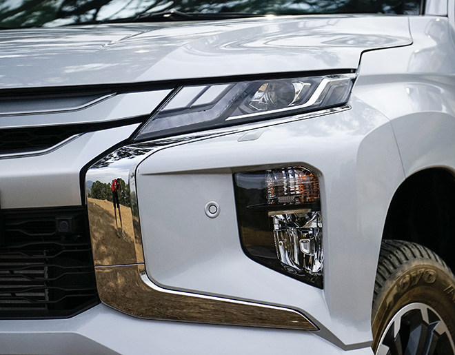 Giá xe Mitsubishi Triton lăn bánh tháng 10/2021 - 6