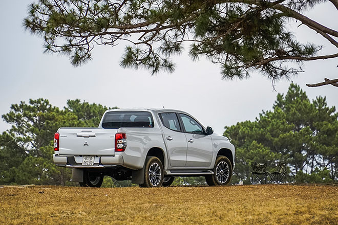 Giá xe Mitsubishi Triton lăn bánh tháng 10/2021 - 7