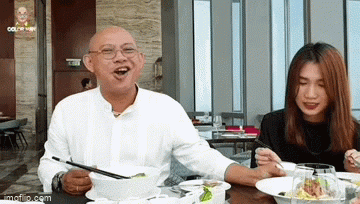 Ông trùm showbiz “chống lưng” cho Hoài Linh, Trấn Thành liên tiếp gặp vận xui - 1