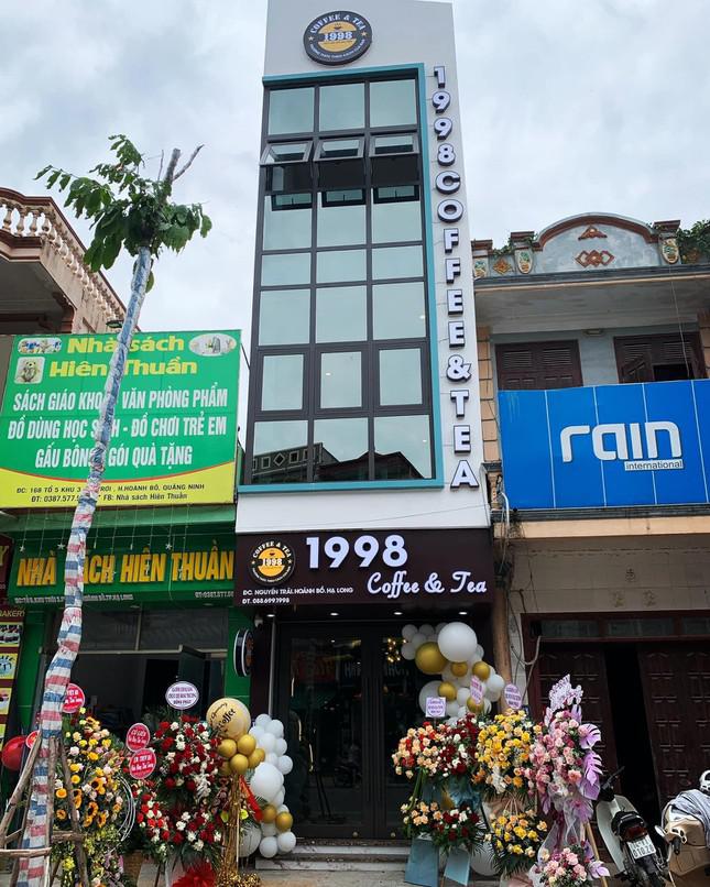 Xử phạt quán cà phê cung cấp 'kẹo lạ' khiến 13 học sinh dương tính ma túy - 2