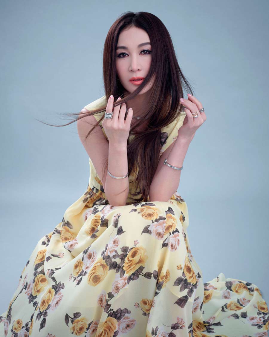 “Phan Kim Liên đẹp nhất màn ảnh” 55 tuổi khoe sắc vóc trẻ trung hơn cả gái son - 7