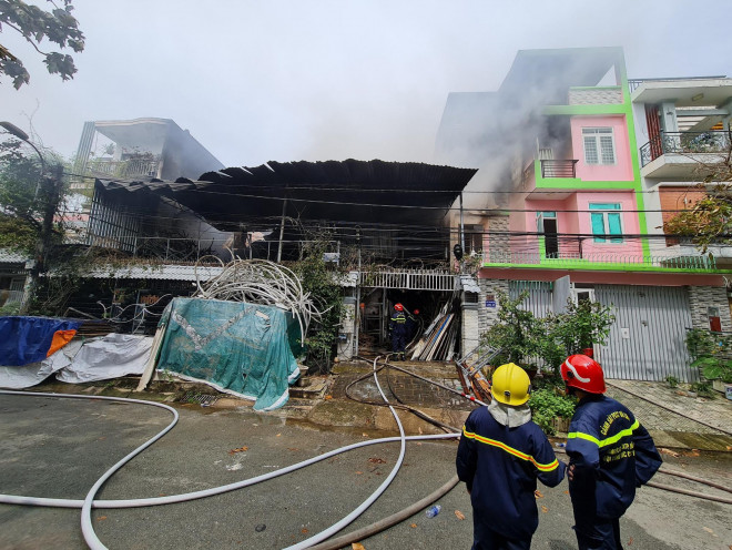 Tin tức 24h qua: Kẹo lạ 13 học sinh ăn bị ngộ độc là thực phẩm chức năng chiết xuất từ cần sa - 2