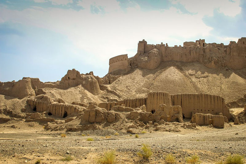 Tòa nhà bằng gạch nung lớn nhất thế giới, kỳ quan xứ sở Ba Tư - 3