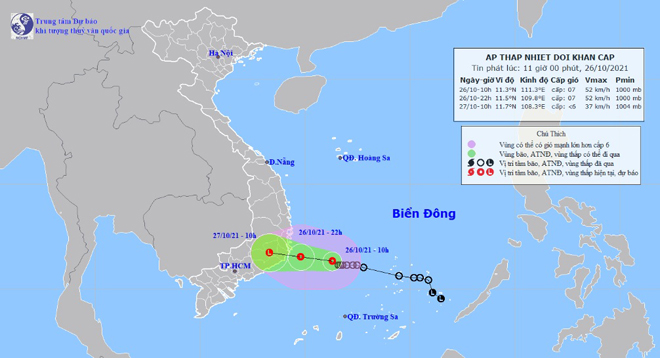Áp thấp nhiệt đới không mạnh thành bão, miền Trung vẫn hứng mưa lớn - 1