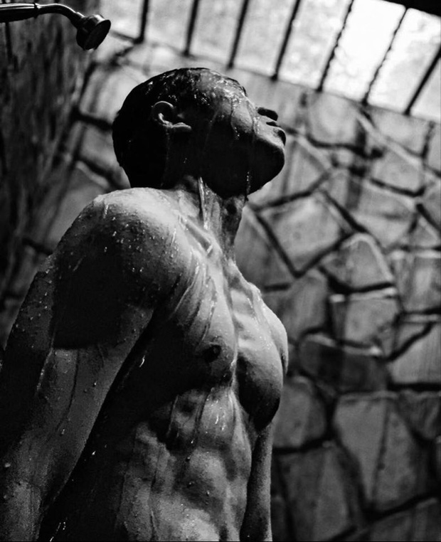 Bị xé áo trên truyền hình, "nam rapper sát gái số 1 Việt Nam" lộ body vạm vỡ - 5