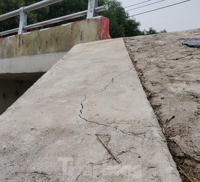 Cây cầu do ca sĩ Thủy Tiên tài trợ ở Nghệ An vừa xây đã bị nứt, nhà thầu nói gì? - 3