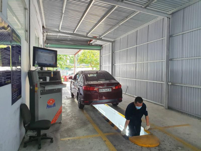 TP.HCM: Từ ngày mai, xe quá hạn kiểm định có thể bị phạt tiền đến 16 triệu đồng - 2