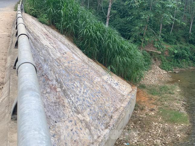 Thủy Tiên tài trợ xây cầu ở Nghệ An: Vì sao 'chênh' giữa giá trúng thầu và hợp đồng? - 3