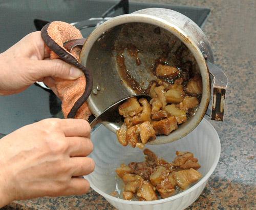 Những thực phẩm để qua đêm dù ngon đến mấy cũng đừng dại ăn - 2