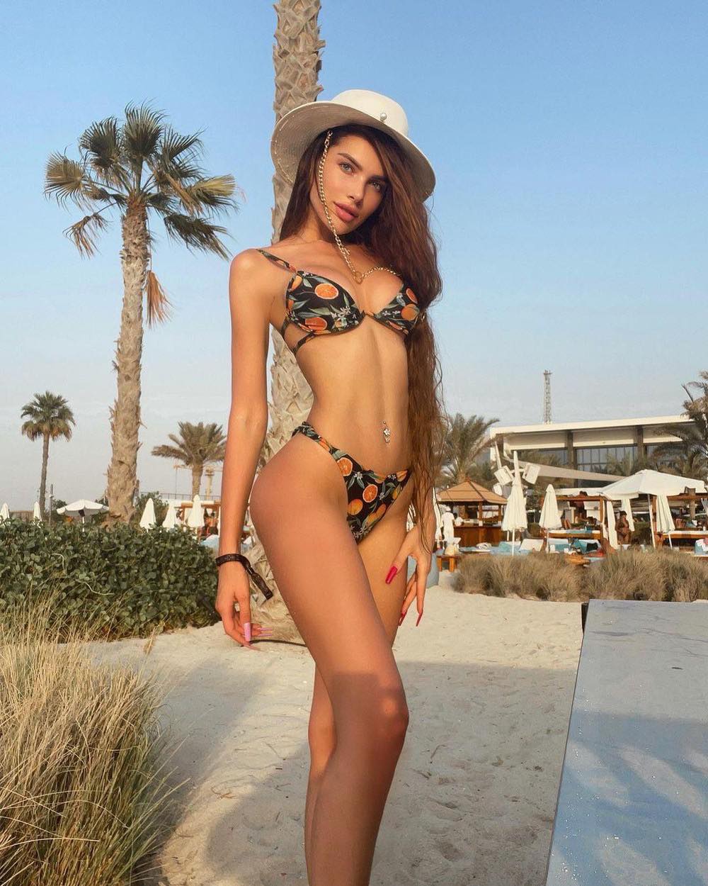 Tân Hoa hậu Hoà Bình Nga nổi trội với chiều cao 1m80 - 7