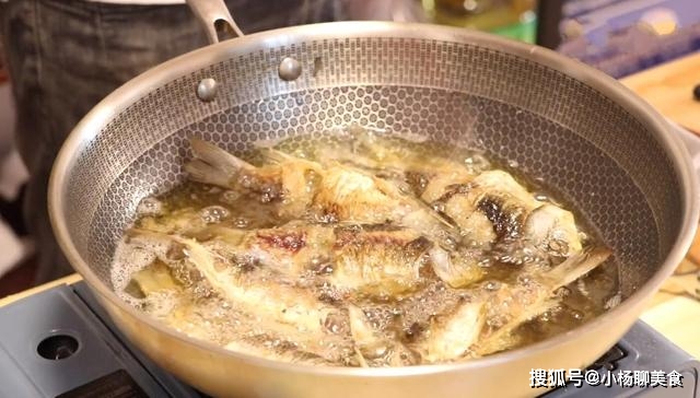 Công thức nấu canh cá cực đỉnh, cha mẹ không cần lo lắng con nhỏ bị hóc xương khi ăn - 3