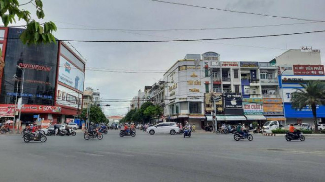 Cà Mau họp “khẩn” khi nhiều ổ dịch có tốc độ lây lan nhanh - 2