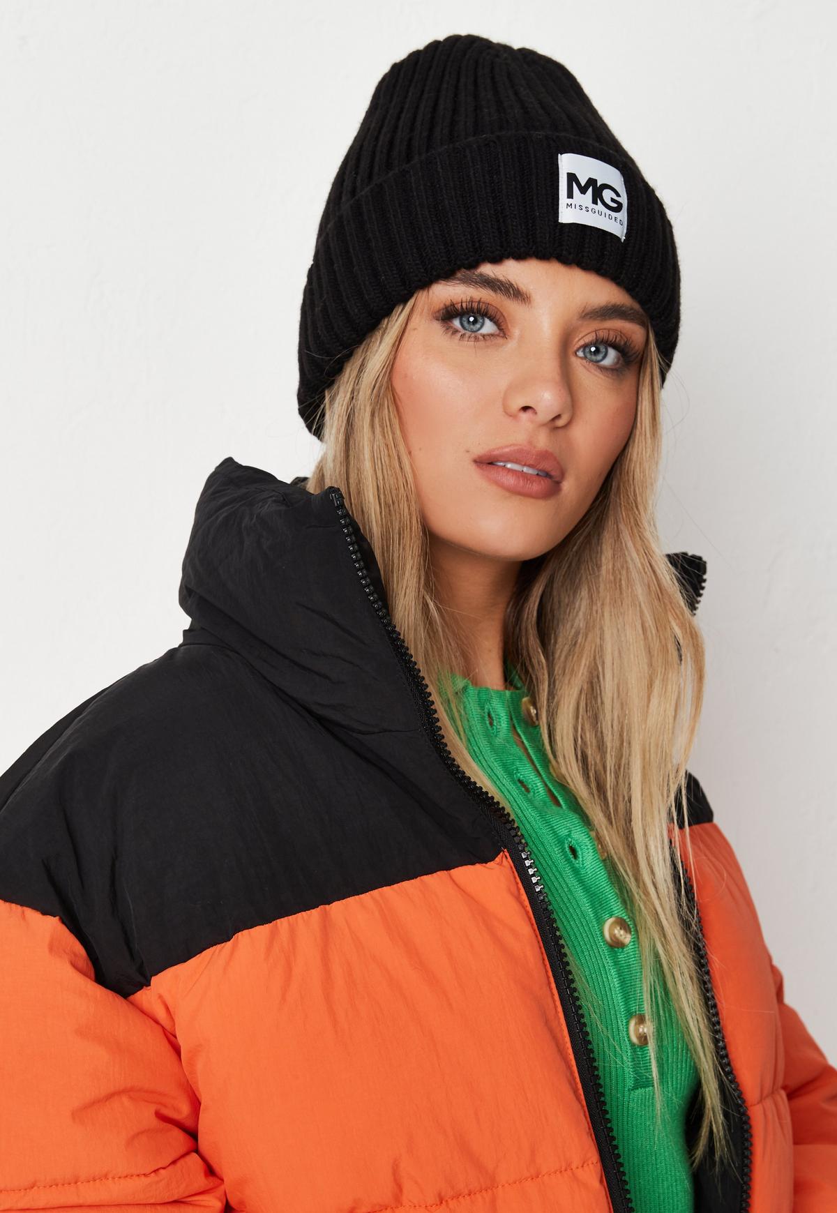 2 mẹo đội mũ len mà tóc không bù xù cho mùa đông đang đến - 4