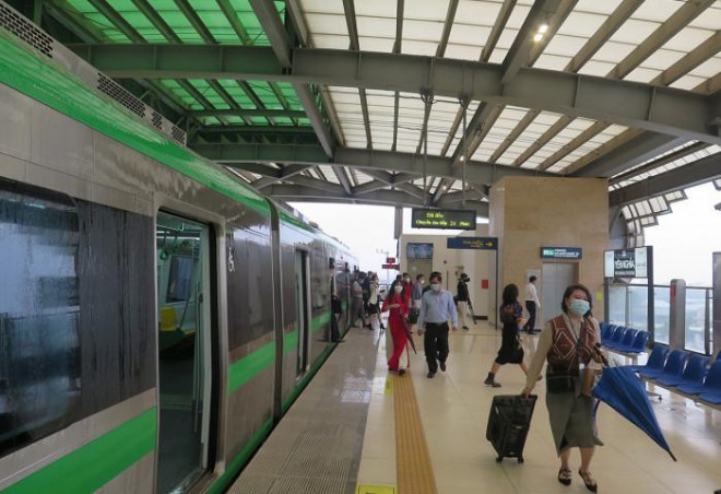 Mua vé, đi tàu Cát Linh - Hà Đông thế nào? - 2