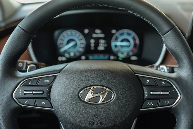 Đánh giá nhanh Hyundai SantaFe, xe SUV đa dụng cho khách hàng Việt - 12
