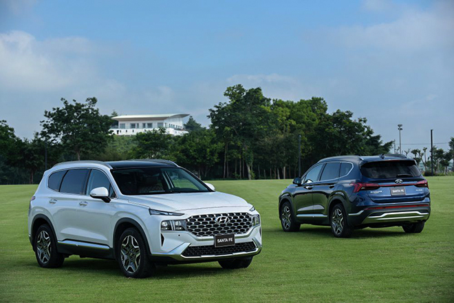 Đánh giá nhanh Hyundai SantaFe, xe SUV đa dụng cho khách hàng Việt - 3