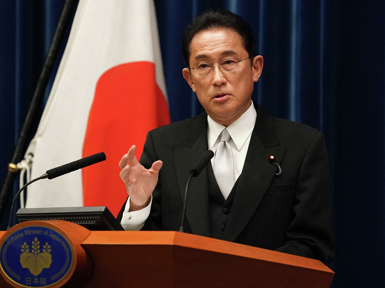 Chọn nhầm người &#34;thân TQ&#34;, Thủ tướng Nhật Bản phải tự giữ chức ngoại trưởng - 1