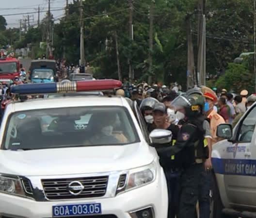 Nong trong tuan: Nhom thanh nien goi “dao” den choi ma tuy tap the, 1 nguoi nhiem COVID-19