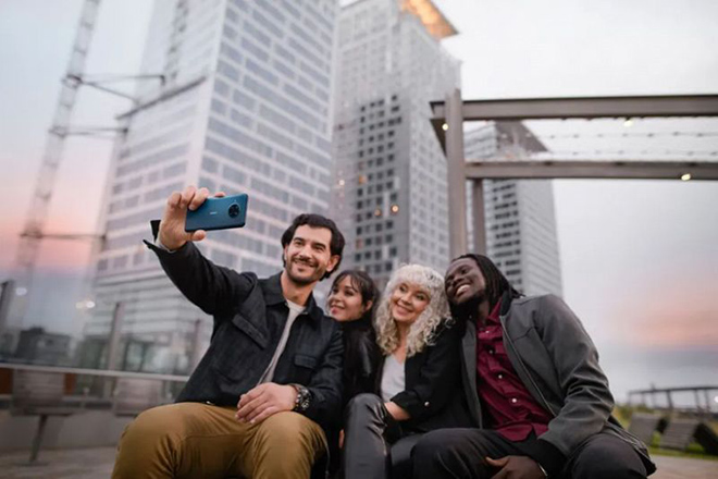 Nokia X100 giá mềm ra mắt với màn hình khủng, hỗ trợ 5G - 3