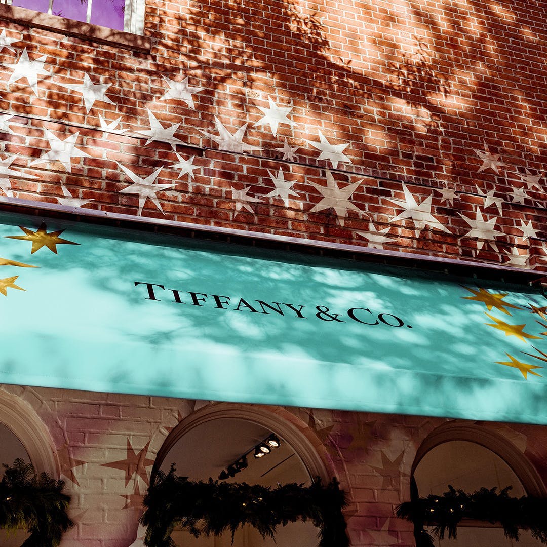 Ngắm cửa hàng nữ trang huyền thoại Tiffany & Co quyến rũ mê hồn - 1
