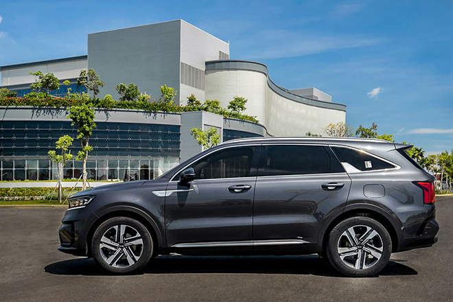 Đánh giá KIA Sorento, xe gầm cao và ngập tràn công nghệ - 7