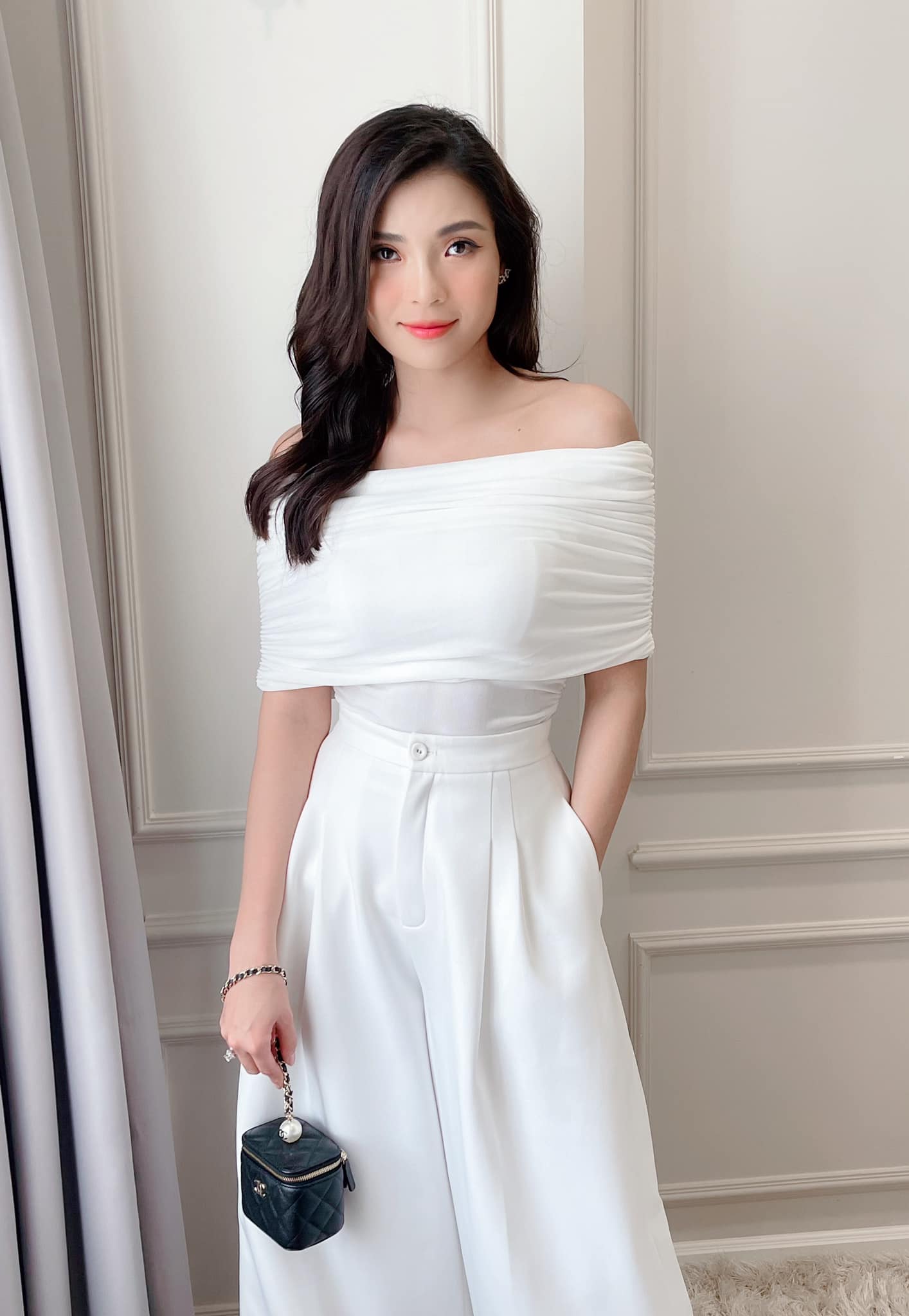 Bà xã Lương Thế Thành giữ dáng thế nào? - 4