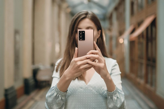 10 smartphone Android phổ biến nhất trong tháng 10 - 1
