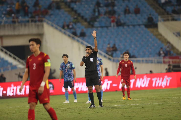 Video bóng đá ĐT Việt Nam - Nhật Bản: Phủ đầu choáng váng, nỗ lực đáng khen (Vòng loại World Cup) - 5