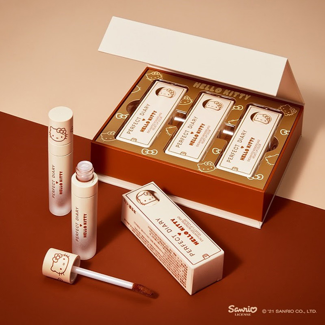 Perfect Diary x Hello Kitty BST son ngập tràn sắc màu retro cá tính cho mùa lễ hội cuối năm