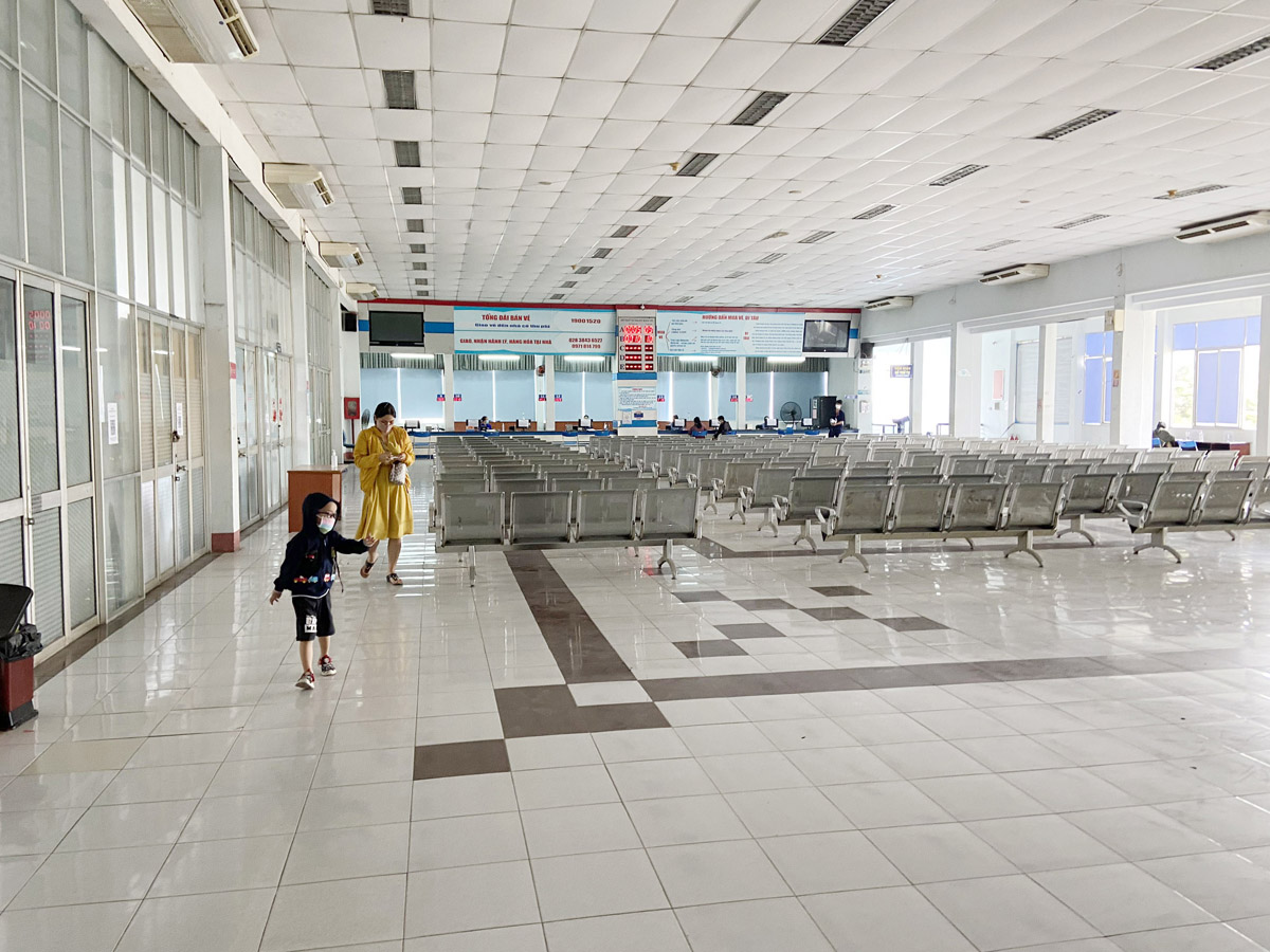 Hình ảnh bất ngờ tại ga Sài Gòn trong ngày đầu mở bán vé tàu Tết Nhâm Dần 2022 - 10