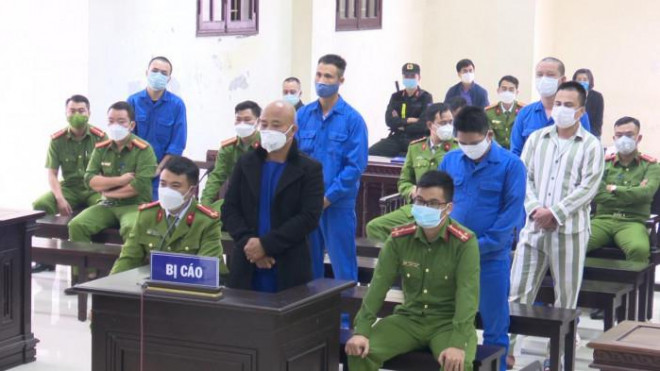 Bị đề nghị án 12-13 năm tù, con nuôi Nguyễn Xuân Đường xin nhận án 20 năm - 1