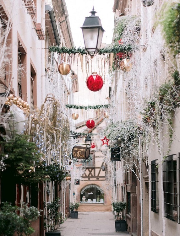 Thành phố nào ở châu Âu giữ danh hiệu "Thủ đô Giáng sinh của thế giới"? - 5