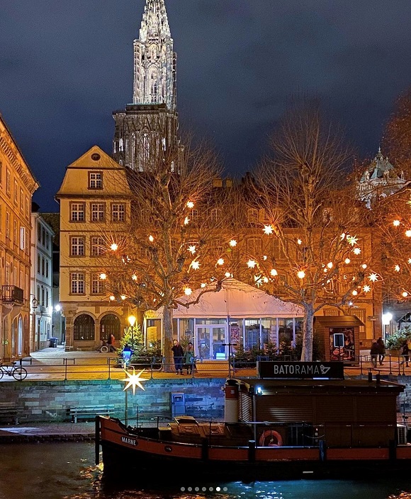 Thành phố nào ở châu Âu giữ danh hiệu "Thủ đô Giáng sinh của thế giới"? - 7