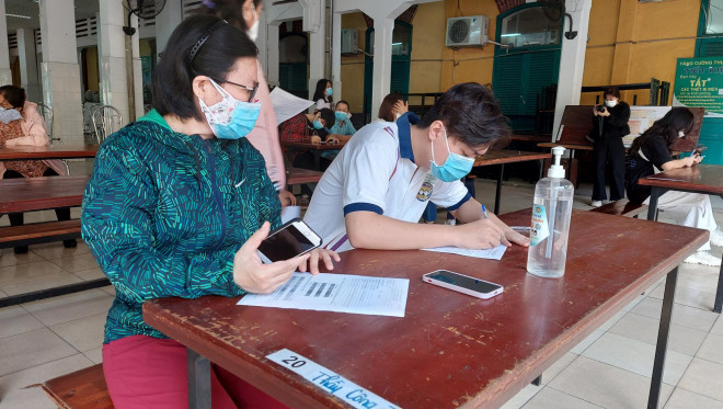 TP HCM tiếp tục tiêm vắc-xin ngừa Covid-19 mũi 2 cho trẻ em - 3