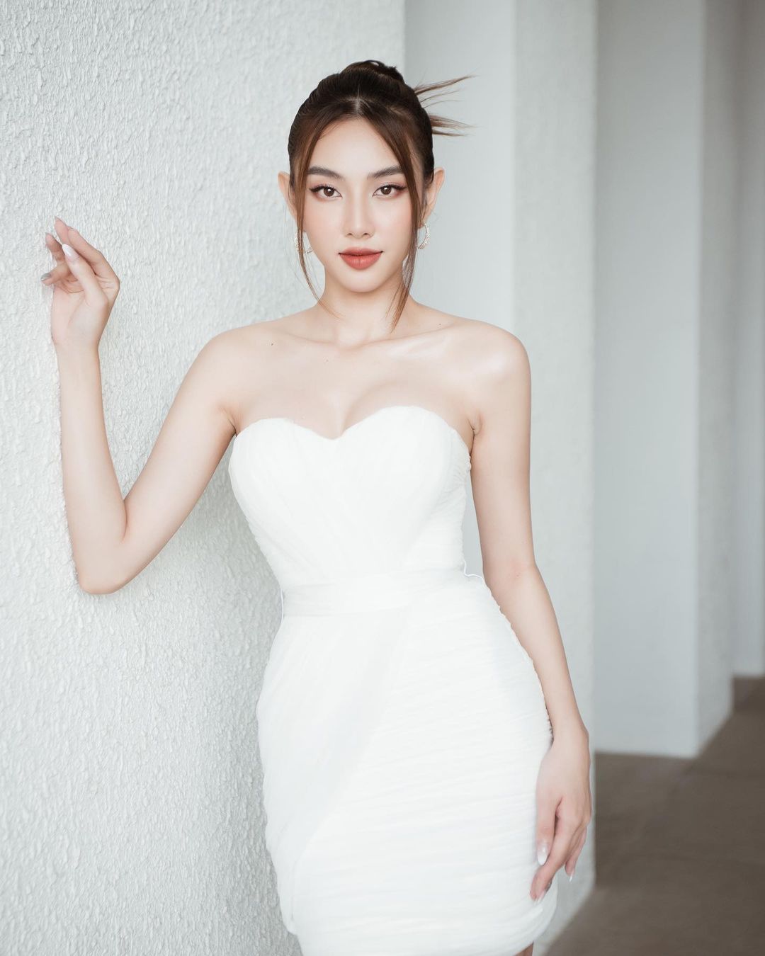 Body ấn tượng của "bom gợi cảm quận 7" gây bão với điệu nhảy trên du thuyền - 9